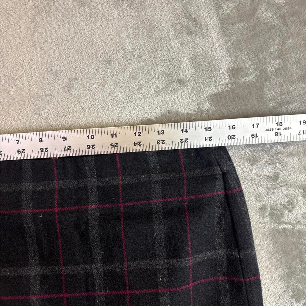 Talbots Plaid Wool Blend Skirt Womens 6P Petite Black Red Lined Classic - Picture 6 of 8